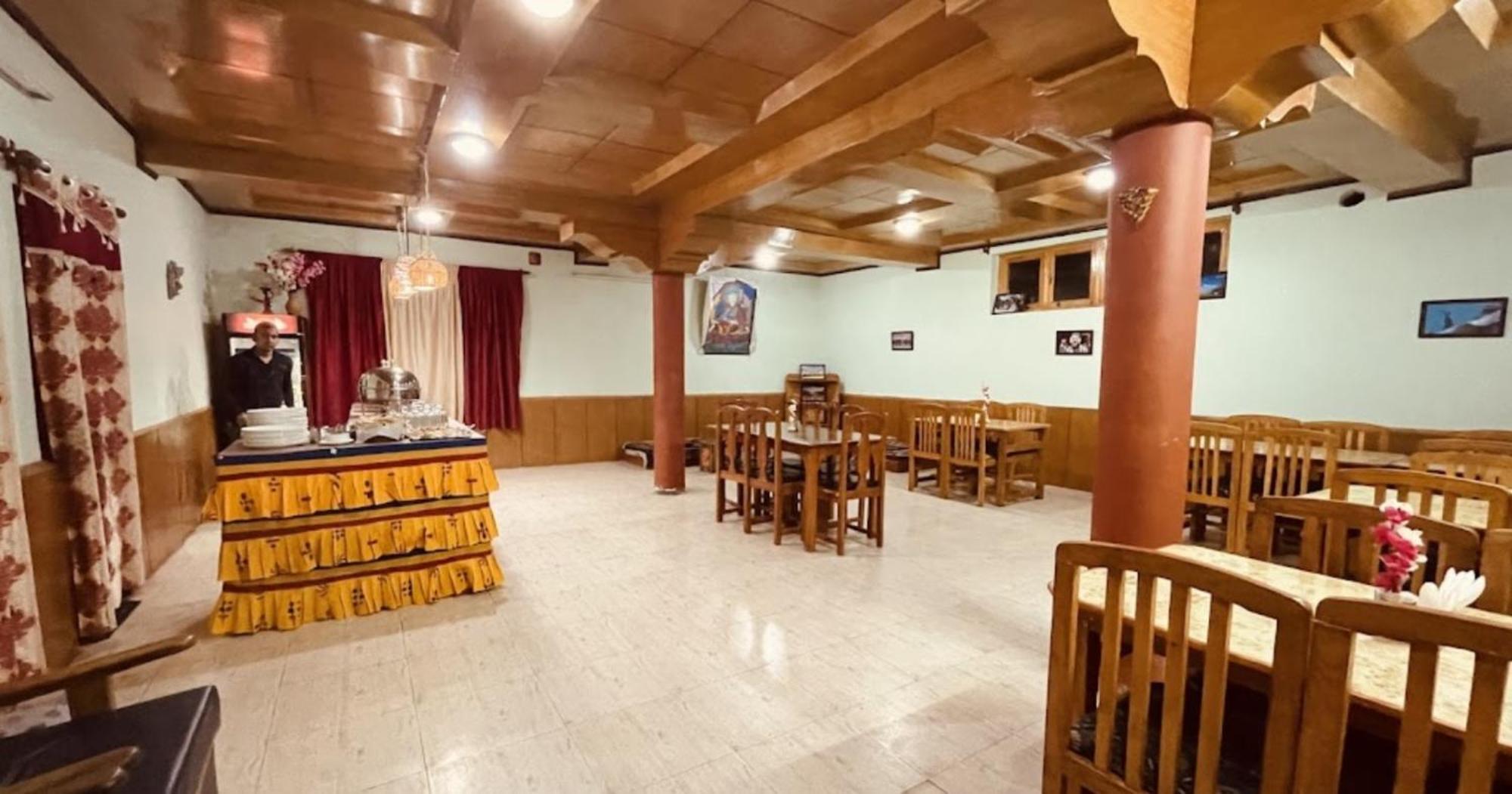 Tih Hotel Jorchung Leh Ngoại thất bức ảnh