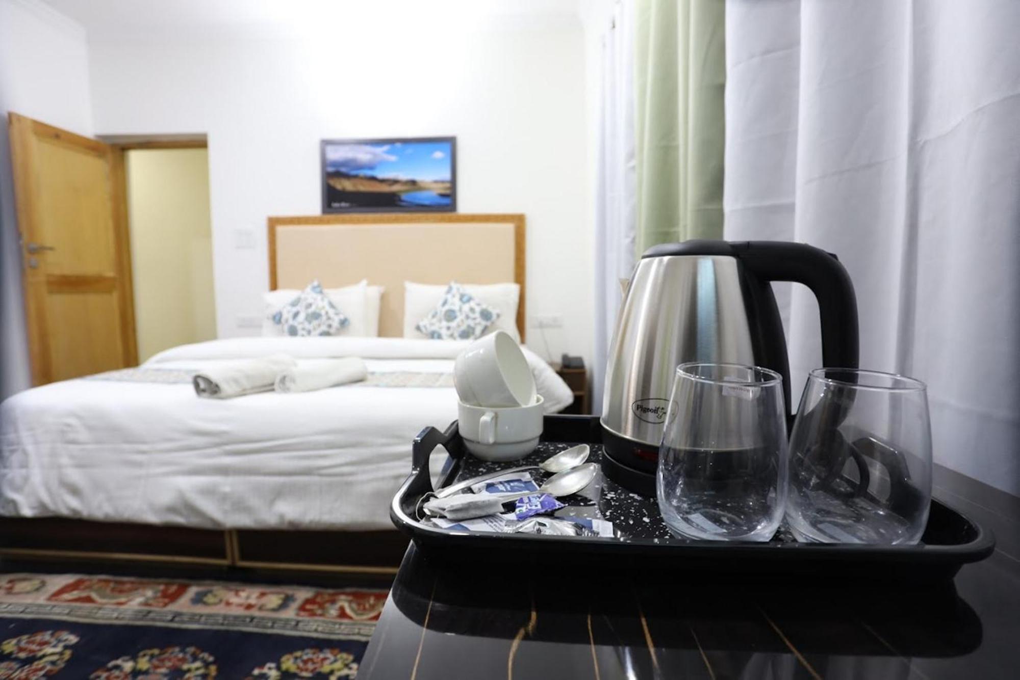 Tih Hotel Jorchung Leh Ngoại thất bức ảnh